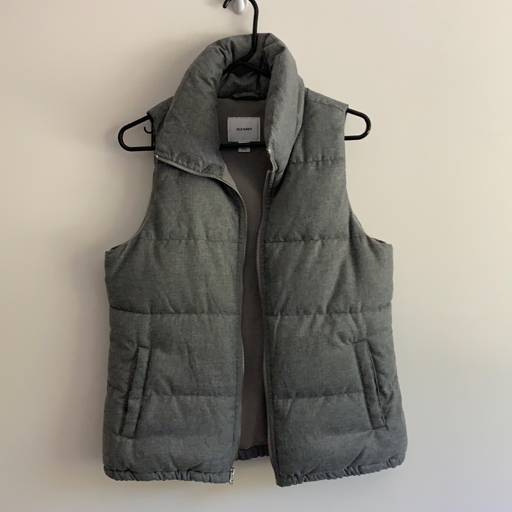 Old Navy Grey Fleece Lined Puffer Vest